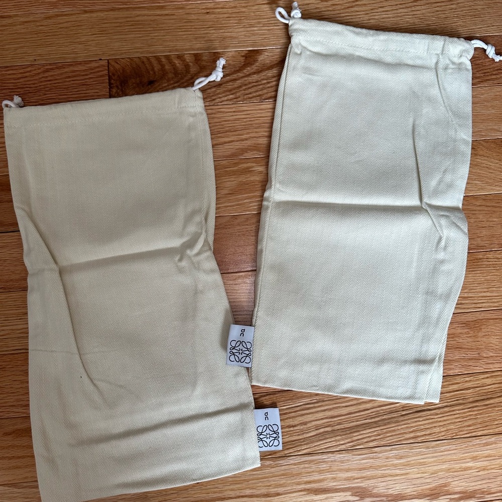 Loewe x On Cloud dust bags